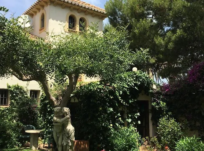 Luz Del Mar - Vis-à-vis Yachthafen